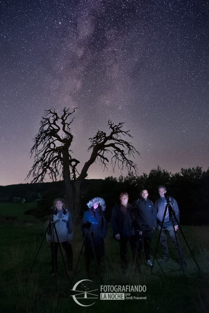 Foto de grupo alumnos de taller astrofotografia de paisaje Fotografiando la Noche